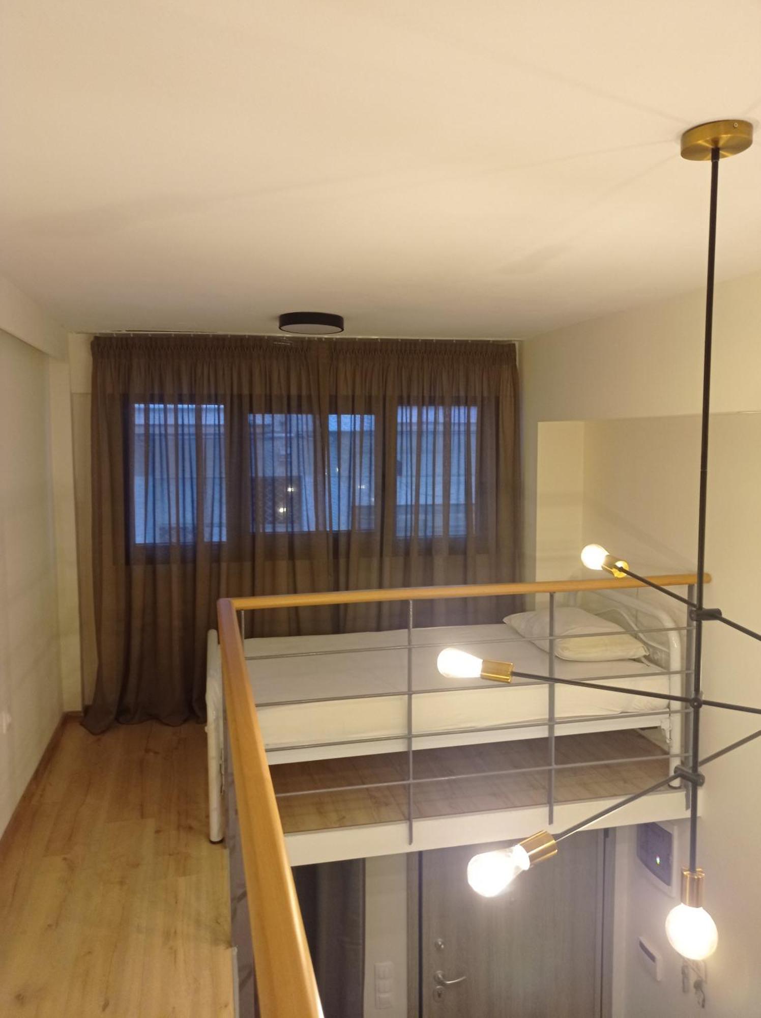 Minimal Two-Floor Apartment Thessaloniki Exterior photo